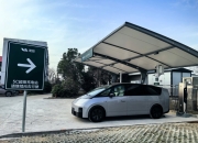 理想汽车：今年拟规划2000座超充站