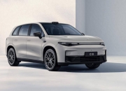 零跑汽车与华为签约，开启鸿蒙生态等深入合作