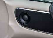 大陆集团推出新门板概念 用于汽车内饰