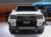 传奇硬派越野SUV全新普拉多开启线上预订，起售价47万元