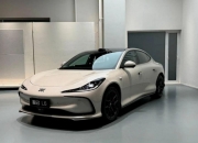 补能体系定胜负：400V的小米SU7拼现在，准900V的智己L6赌未来