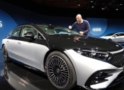 新款奔驰EQS官图发布 或北京车展正式亮相