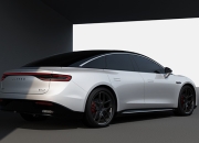 直降2万，新款智界S7上市，正式与小米SU7展开厮杀