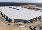 特斯拉柏林工厂新建超500个免费充电桩